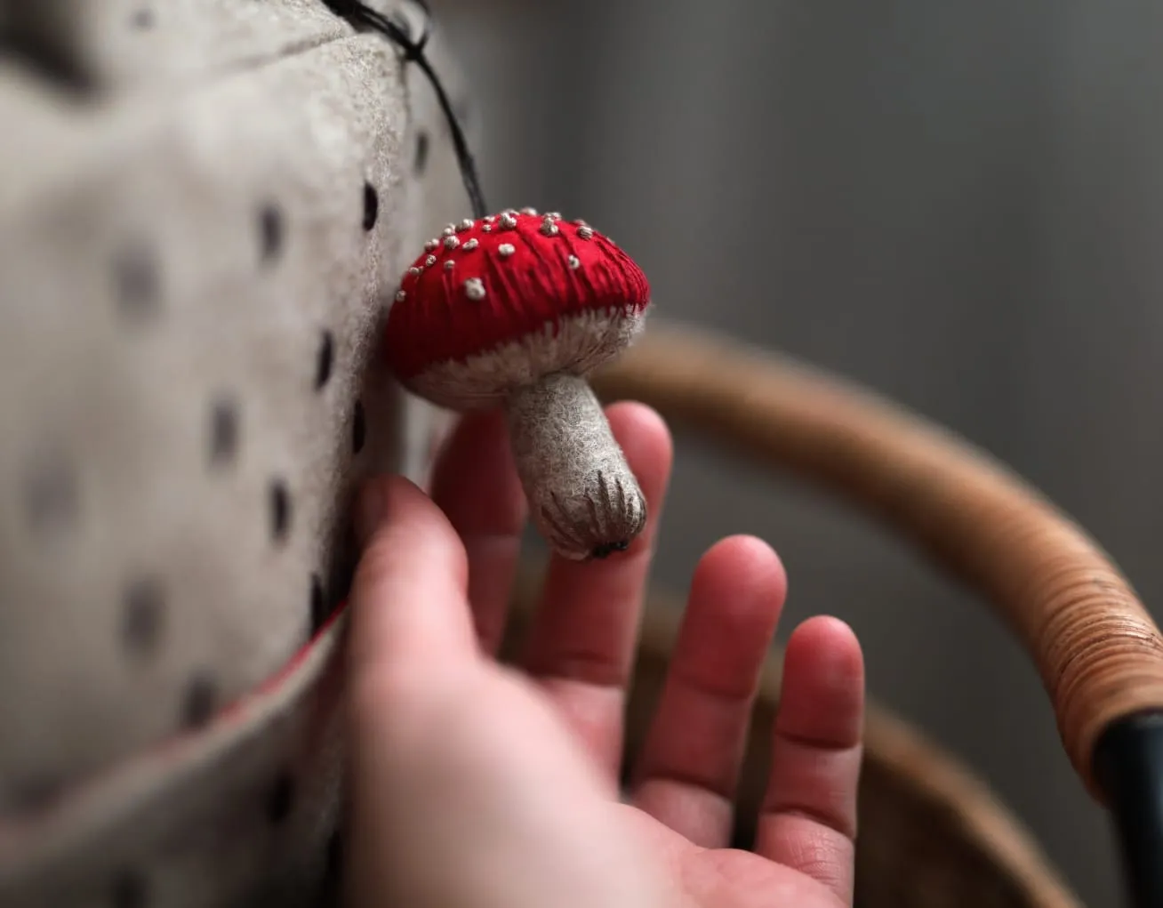 Набор для создания Сумочки с мухомором для хранения куколки для кукол | 1