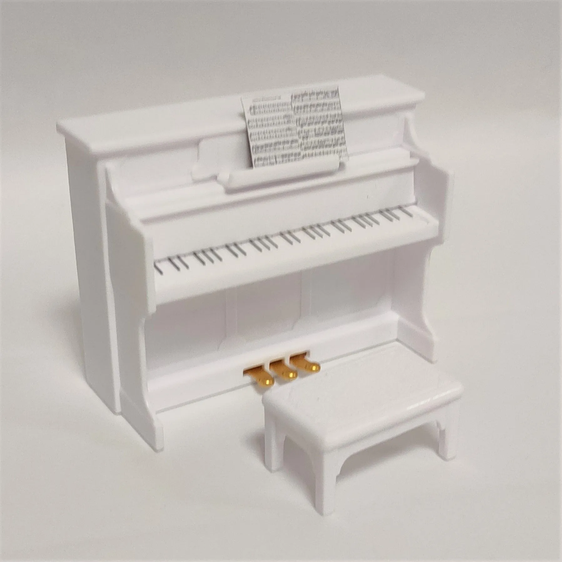 Пианино с банкеткой 9*7*4см цв.белый для кукол | 1