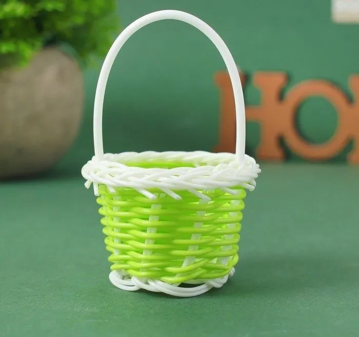 Корзиночка для кукол 3,5×6×8см цв.салатовый 4022579 для кукол | 1