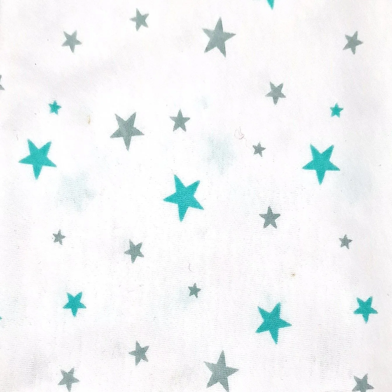 Трикотаж Звезды серые/зелёные 40*30см цв.белый 25730 для кукол | 1