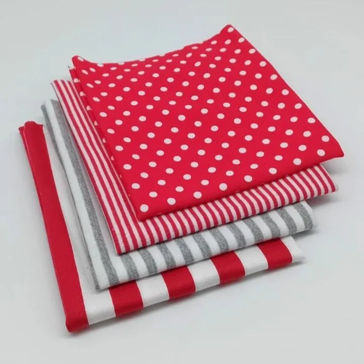 Набор Трикотаж Полоска/Горох (4 шт.) цв.красный/серый 30*40см 27820 для кукол