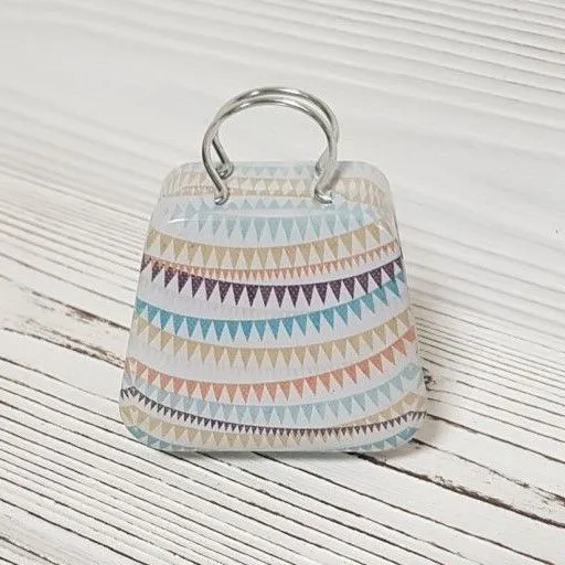 Металлическая сумочка для кукол С-70 флажки для кукол