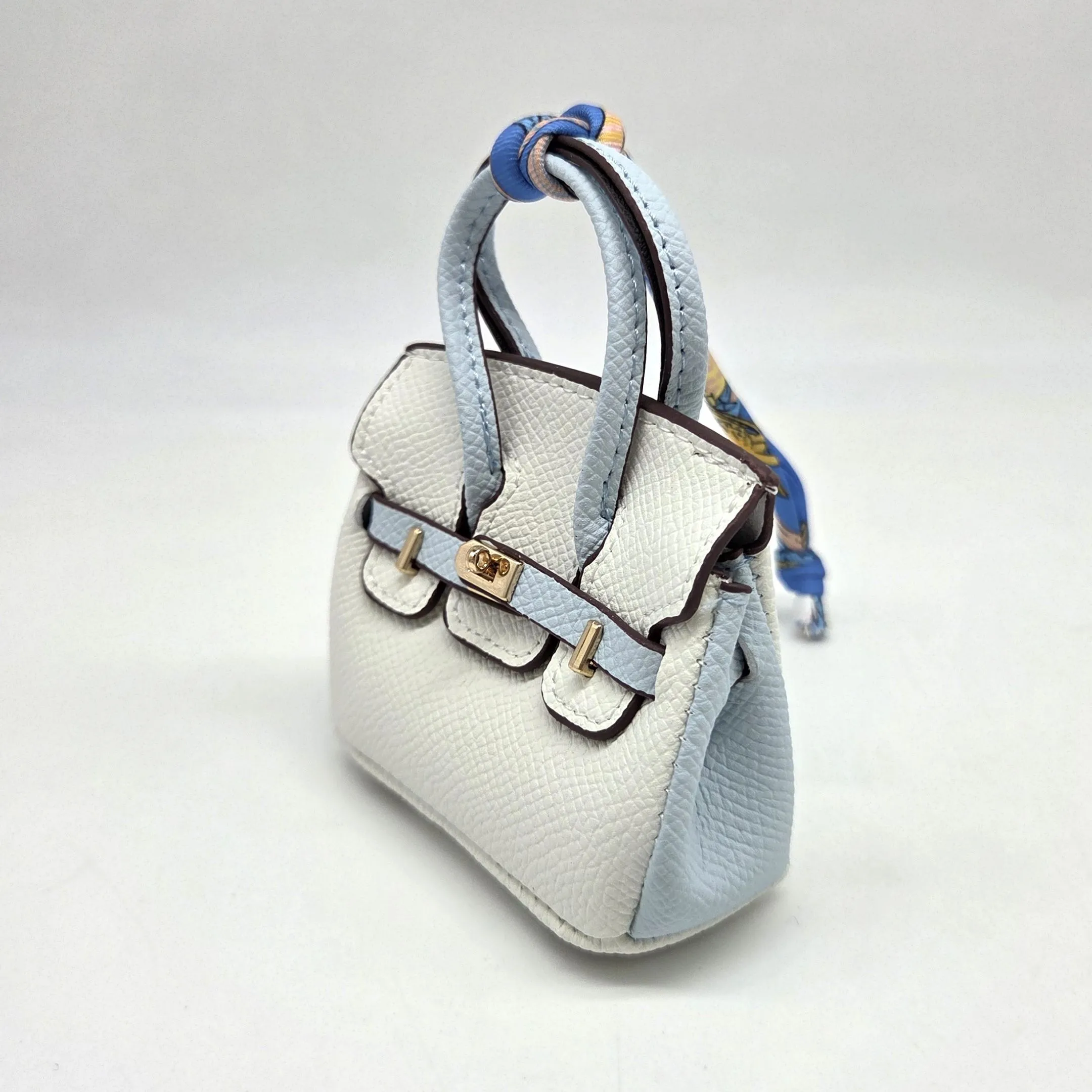 Сумка 7*7,5*3см цв.кремовый/голубой (12) С-156 для кукол | 2