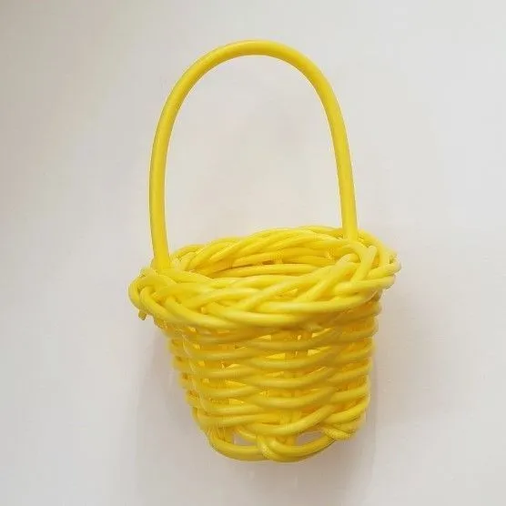 Корзиночка для кукол 4,5*4,5*6см цв.желтый 4022576 для кукол | 1