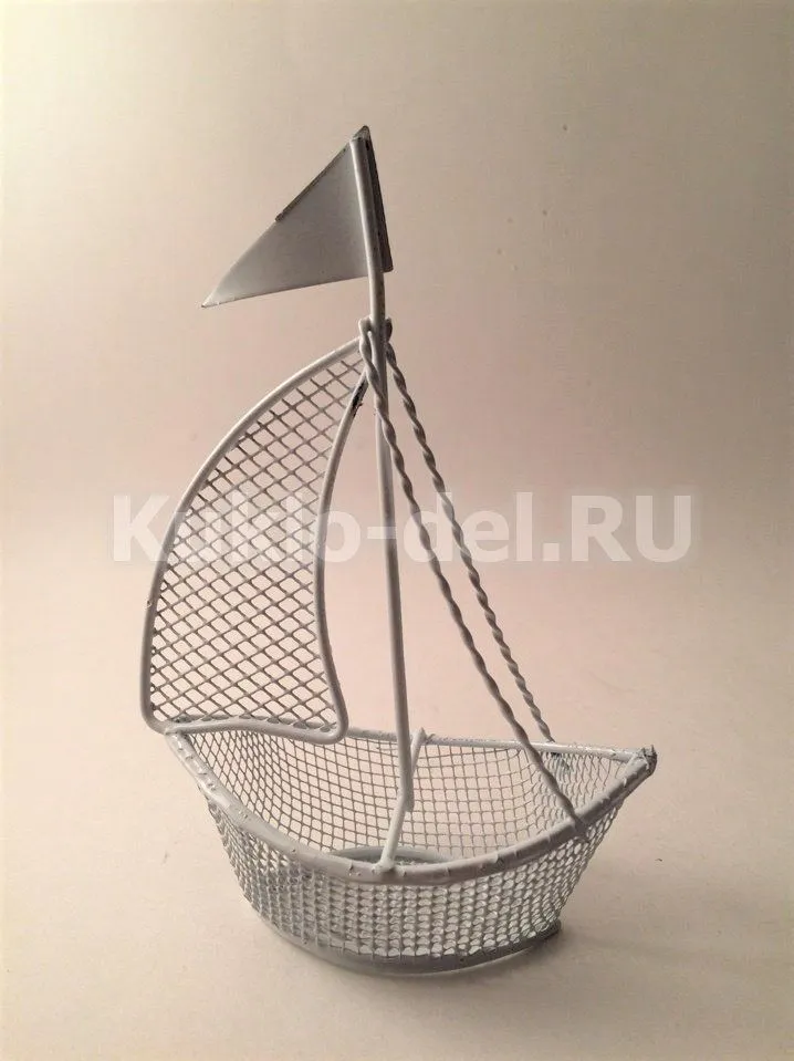 Кораблик белый для кукол | 1