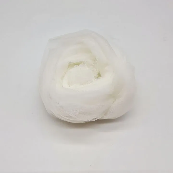 Фатин мягкий цв.Молочный (8002) 100*100см для кукол