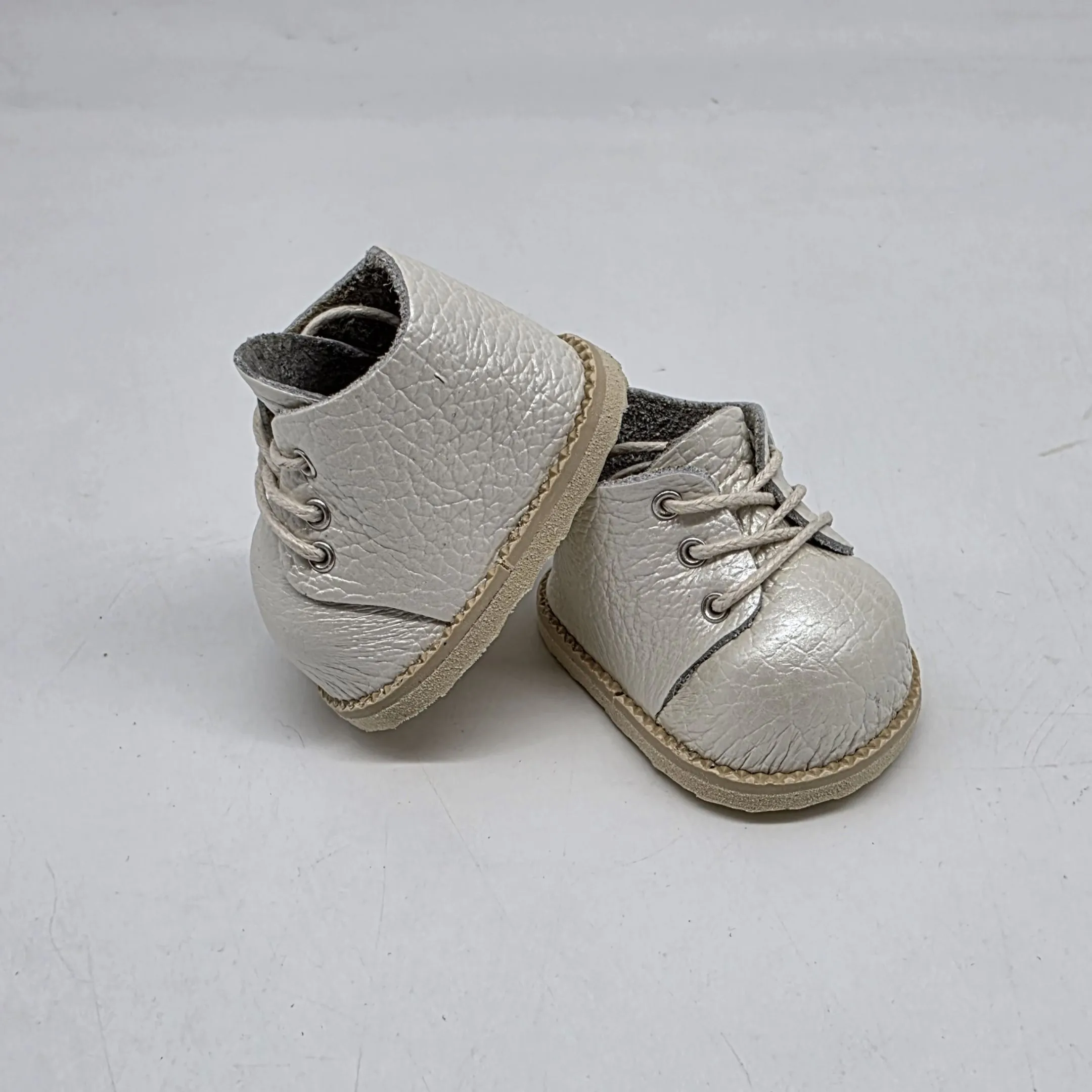 Ботиночки Б-133 натур.кожа цв.белый перламутр (37) 5,5см для кукол | 2