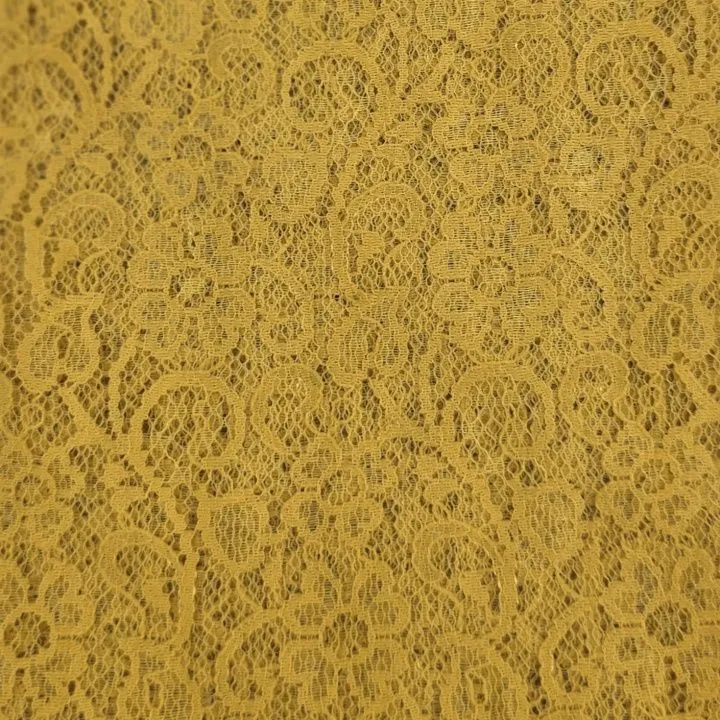 Гипюр цв.жёлтый 47*54см 27642 для кукол