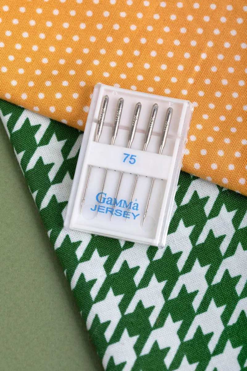 Иглы для швейных машин Gamma NT №75 для трикотажа 5шт. для кукол | 2
