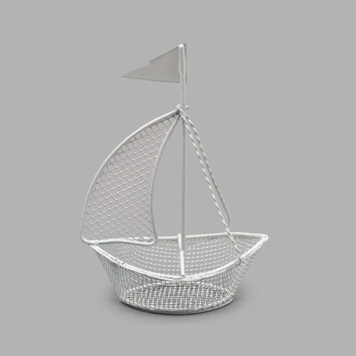 Кораблик металлический цв.белый 4*11,5см 621297 для кукол