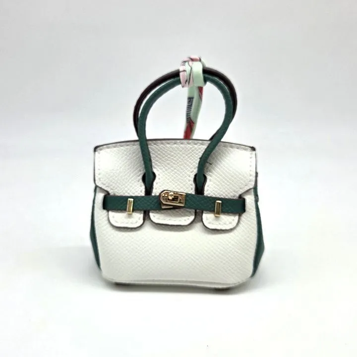 Сумка 7*7,5*3см цв.белый/зелёный (22) С-156 для кукол