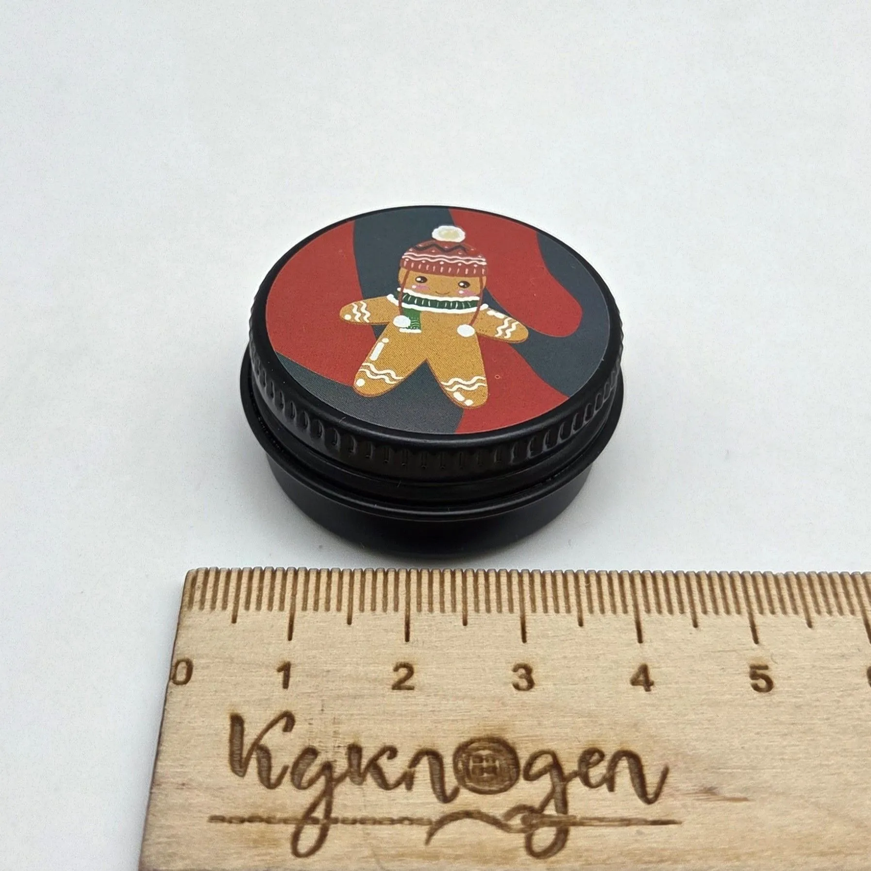 Миниатюрная жестяная подарочная баночка для кукол 3,5*1,7см цв.чёрный 27915 для кукол | 1