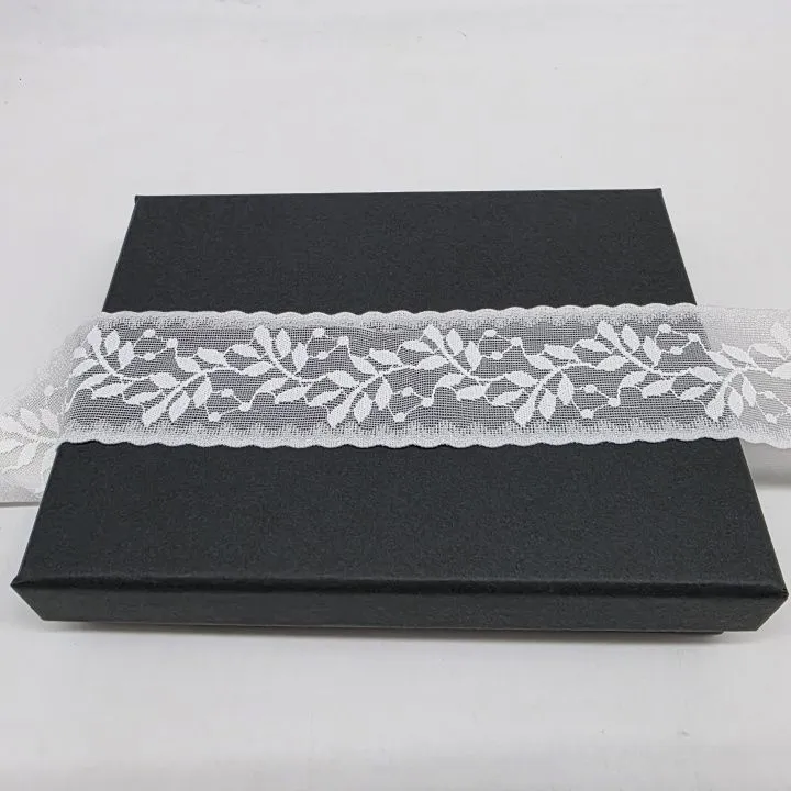 Кружево эластичное шир.4см дл.1м цв.белый 7738415 для кукол