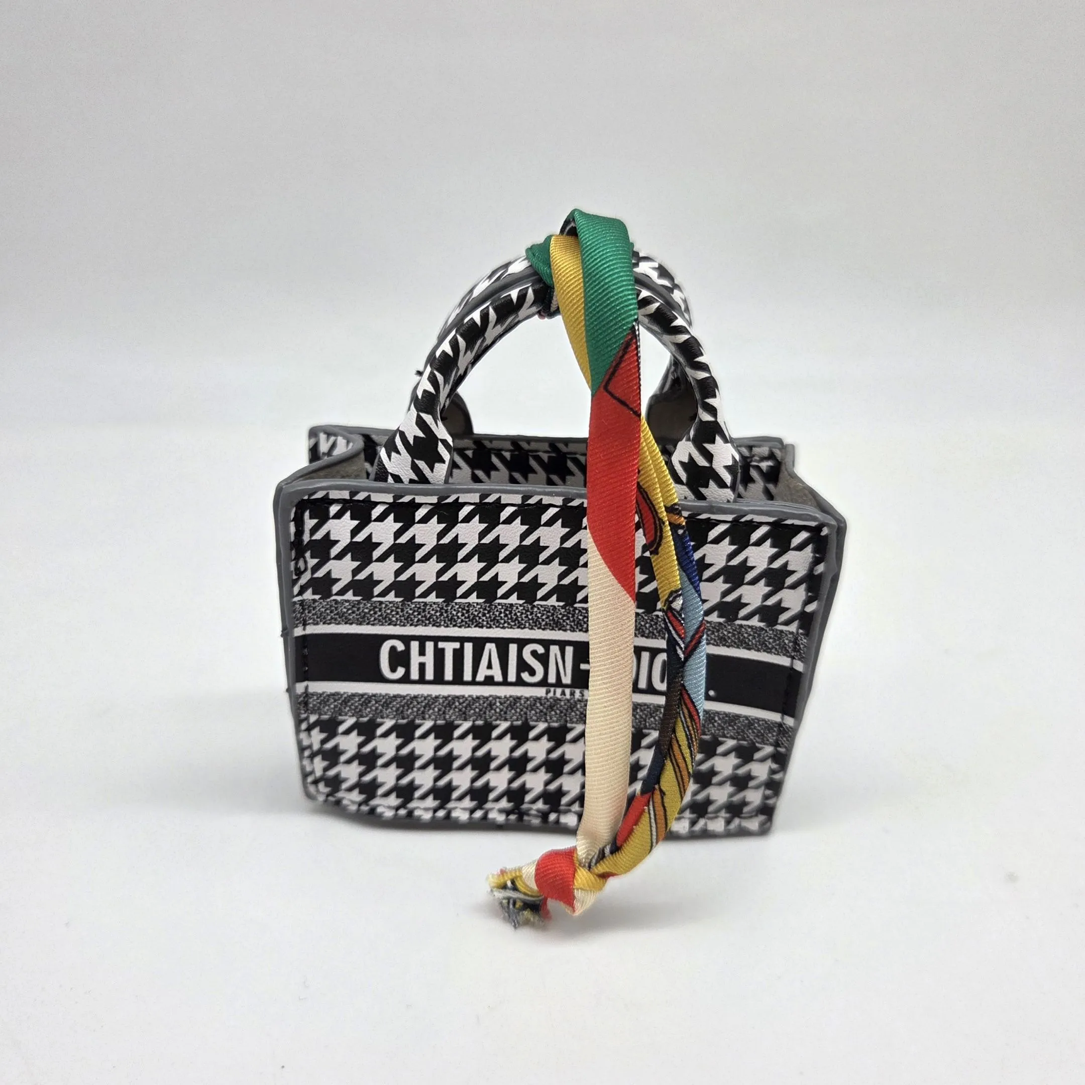 Сумка CD 7,7*5,7*3,5см цв.чёрный/белый (01) С-154 для кукол | 3