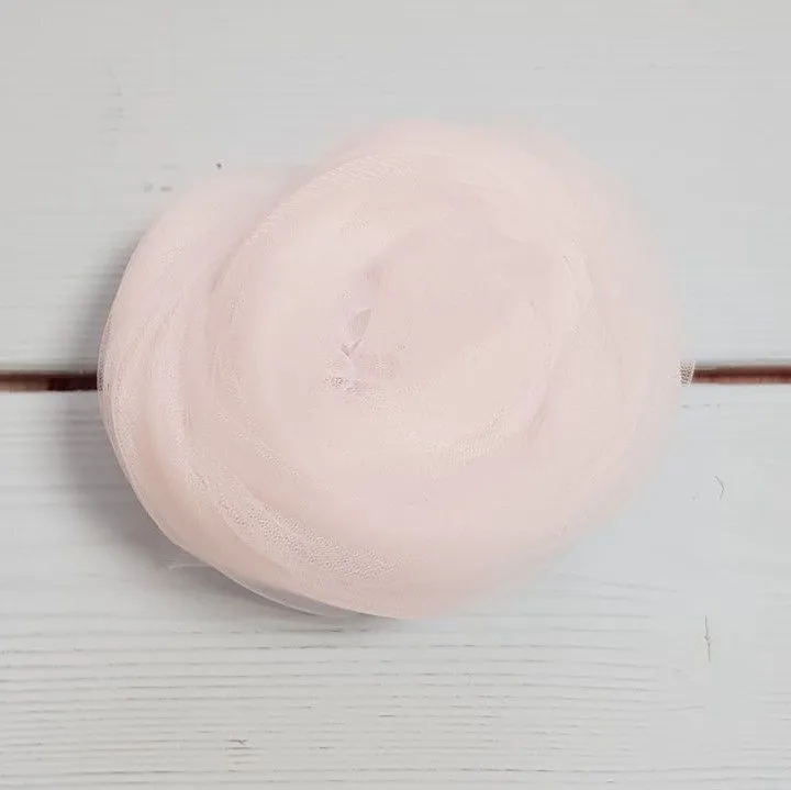 Фатин мягкий цв.белый (8081) 100*100см для кукол