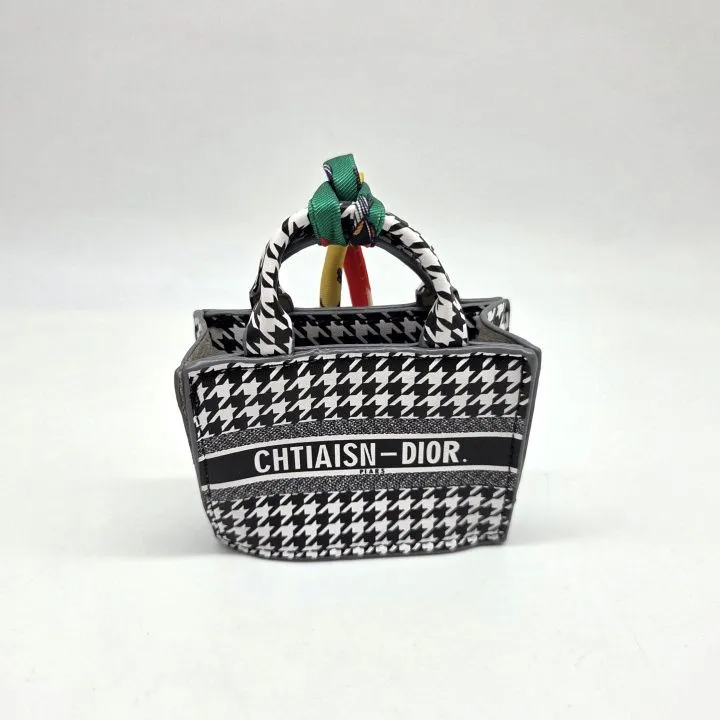 Сумка CD 7,7*5,7*3,5см цв.чёрный/белый (01) С-154 для кукол