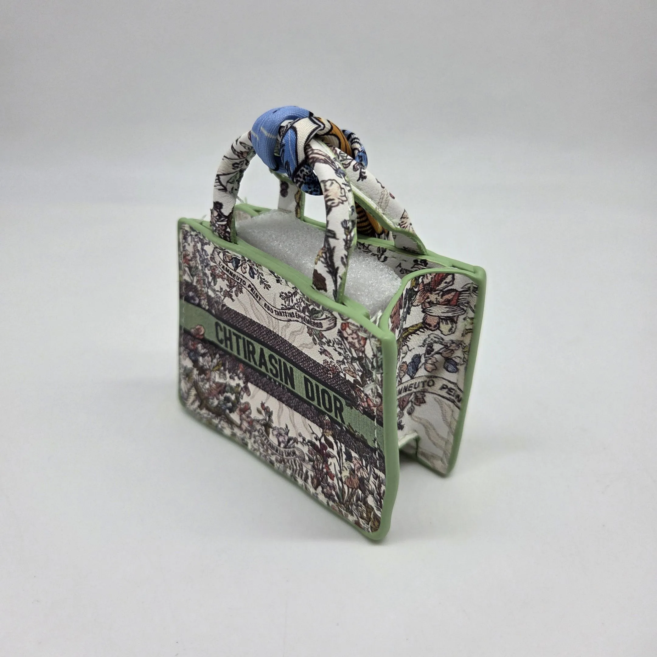 Сумка CD 7,7*6*4см цв.зелёный (03) С-155 для кукол | 3