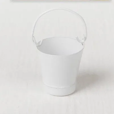 Ведерко 2,5*2,5*2,5см цв.белый 3286037 для кукол