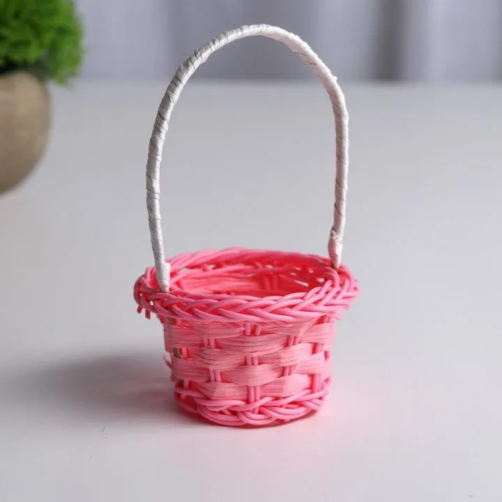 Корзинка для кукол розовая 13см*8 см 5260207 для кукол