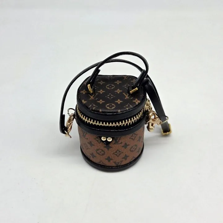 Сумка Бочонок LV d-2,5см выс.3см цв.рыжий/коричневый (02) С-147 для кукол