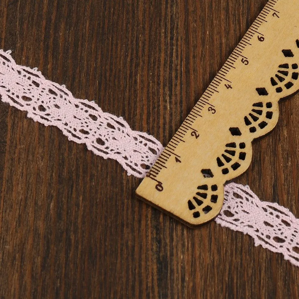 Кружево вязаное шир.15мм 1метр цв.F133 розовый TBY.D1010.F133 для кукол | 1