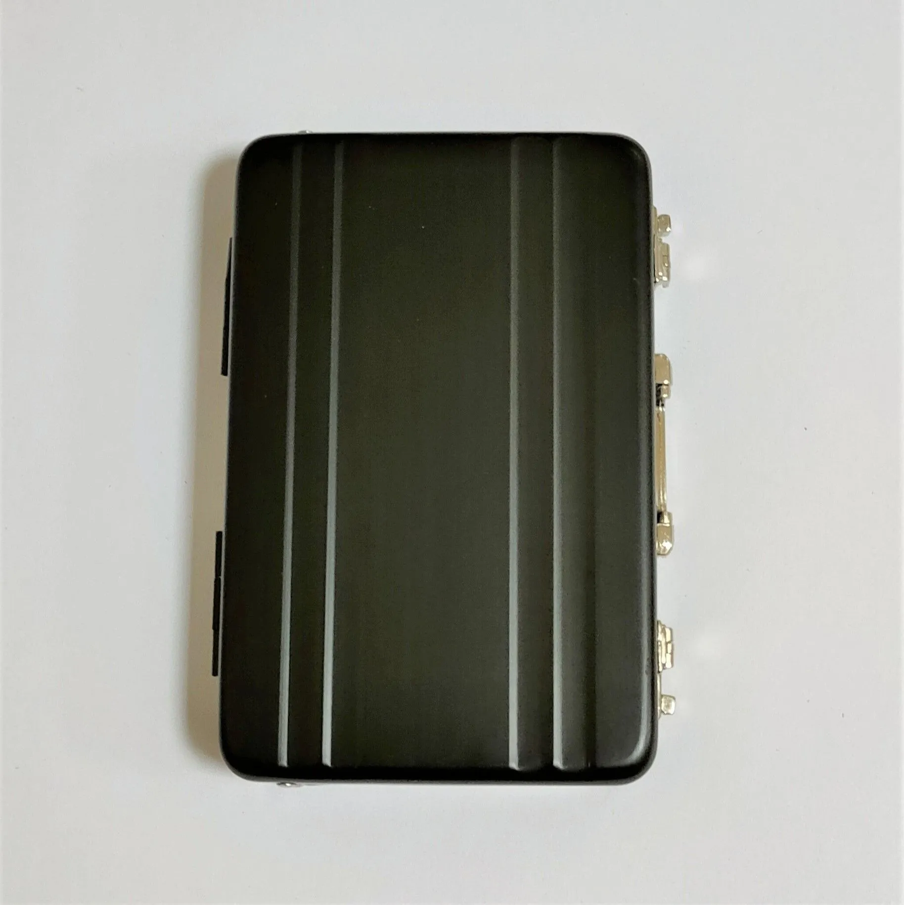 Портфель-дипломат П-03 цв.чёрный 9,5*6,5*1,5см для кукол | 1