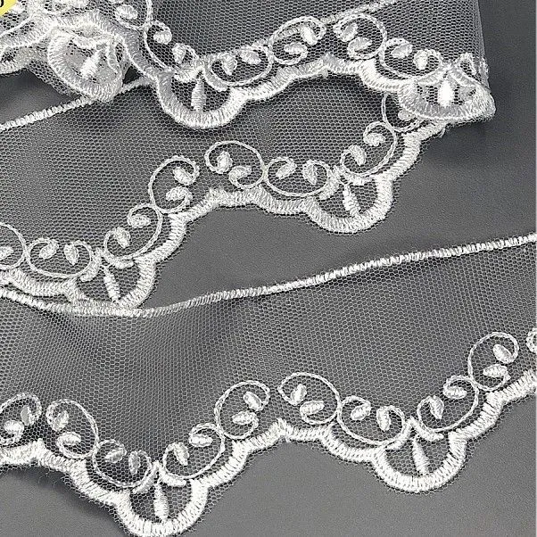 Кружево на жесткой сетке TBY2BS228K1 шир.50мм цв.01 белый для кукол