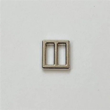 Пряжка квадрат 8*8мм цв.серебро (02) 10штук ПР-036 для кукол | 1
