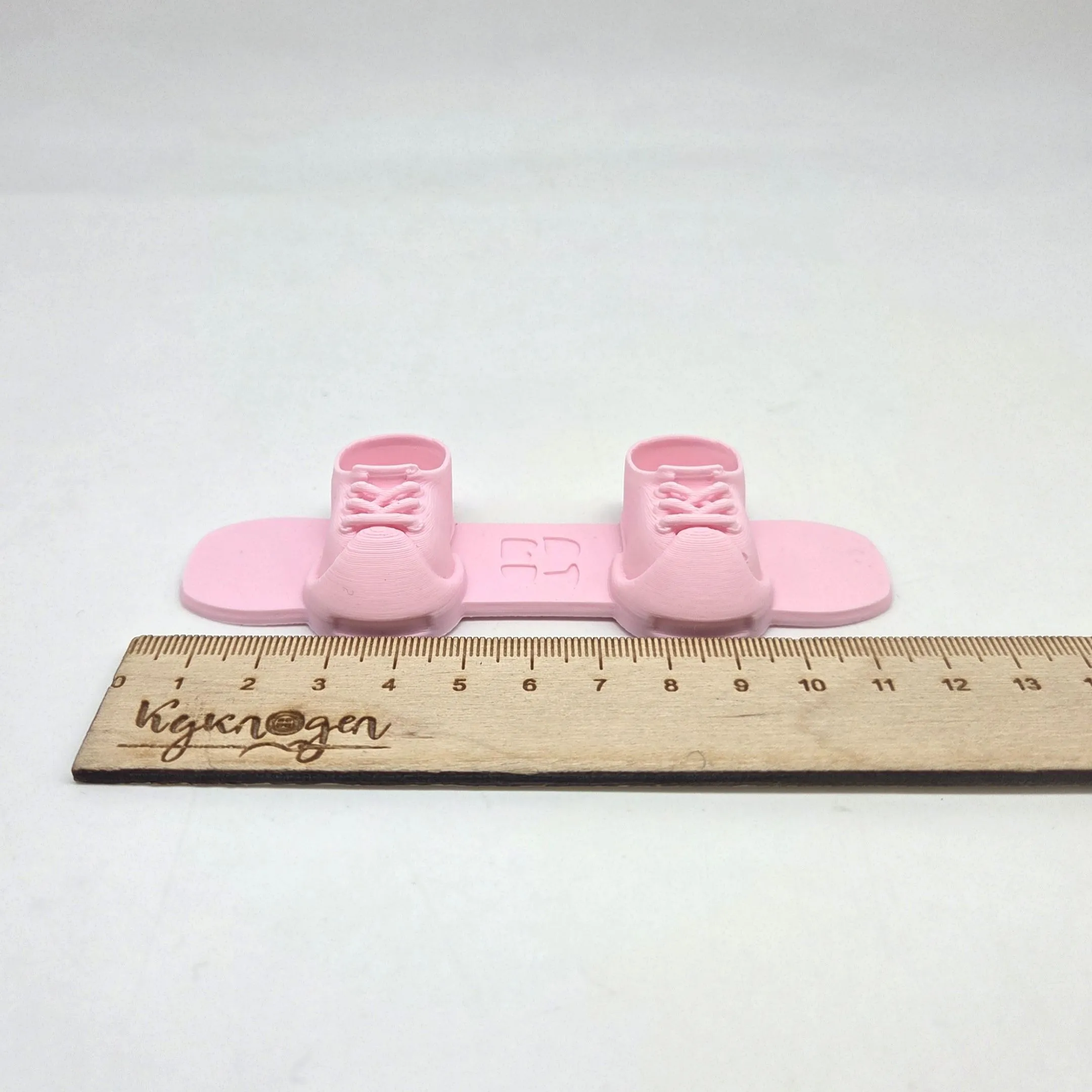 Сноуборд для кукол (Лабубу 17см) цв.розовый (01) 11,5*4см 281 для кукол | 1