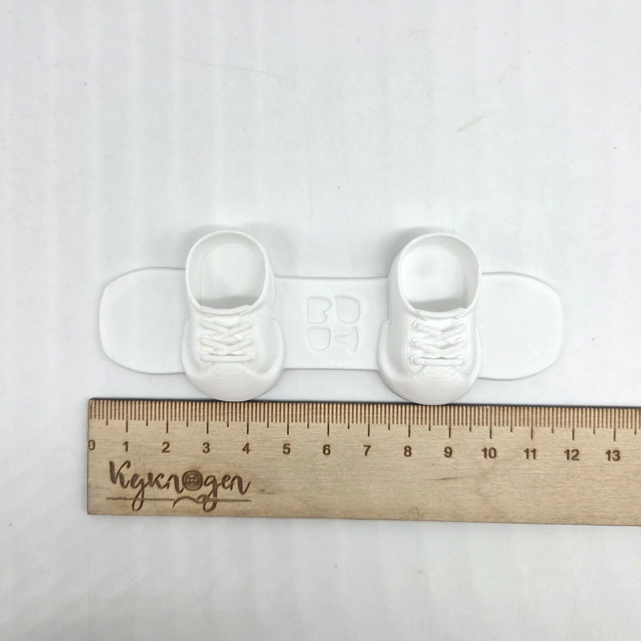 Сноуборд для кукол (Лабубу 17см) цв.белый (02) 11,5*4см 281 для кукол | 2