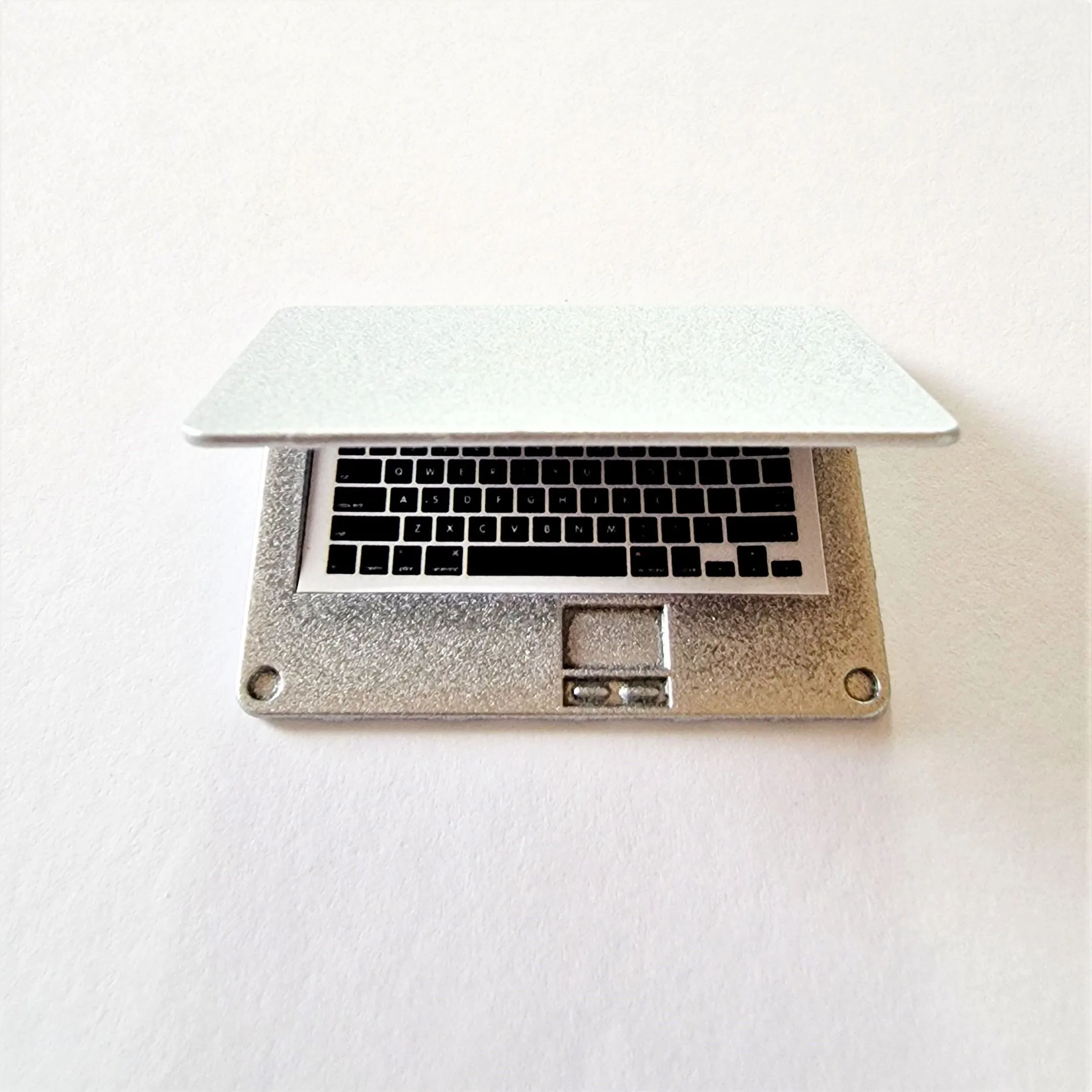 Ноутбук цв.серебро 3*4,5см Ноут-04 для кукол | 1