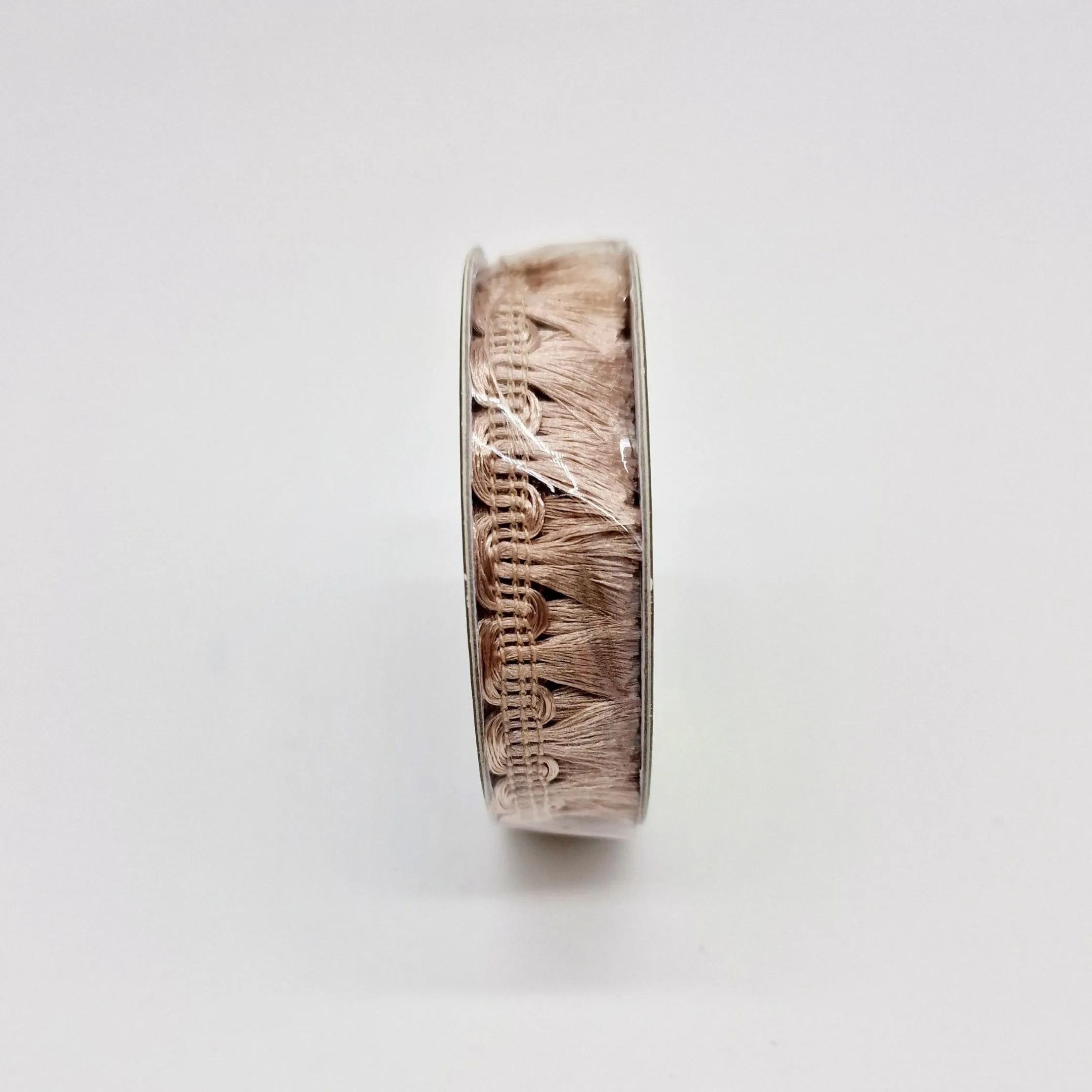 Тесьма хвостики капучино для кукол | 1