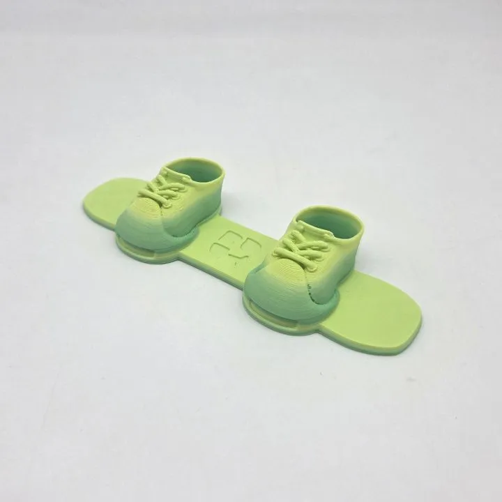 Сноуборд для кукол (Лабубу 17см) цв.салатовый (03) 11,5*4см 281 для кукол