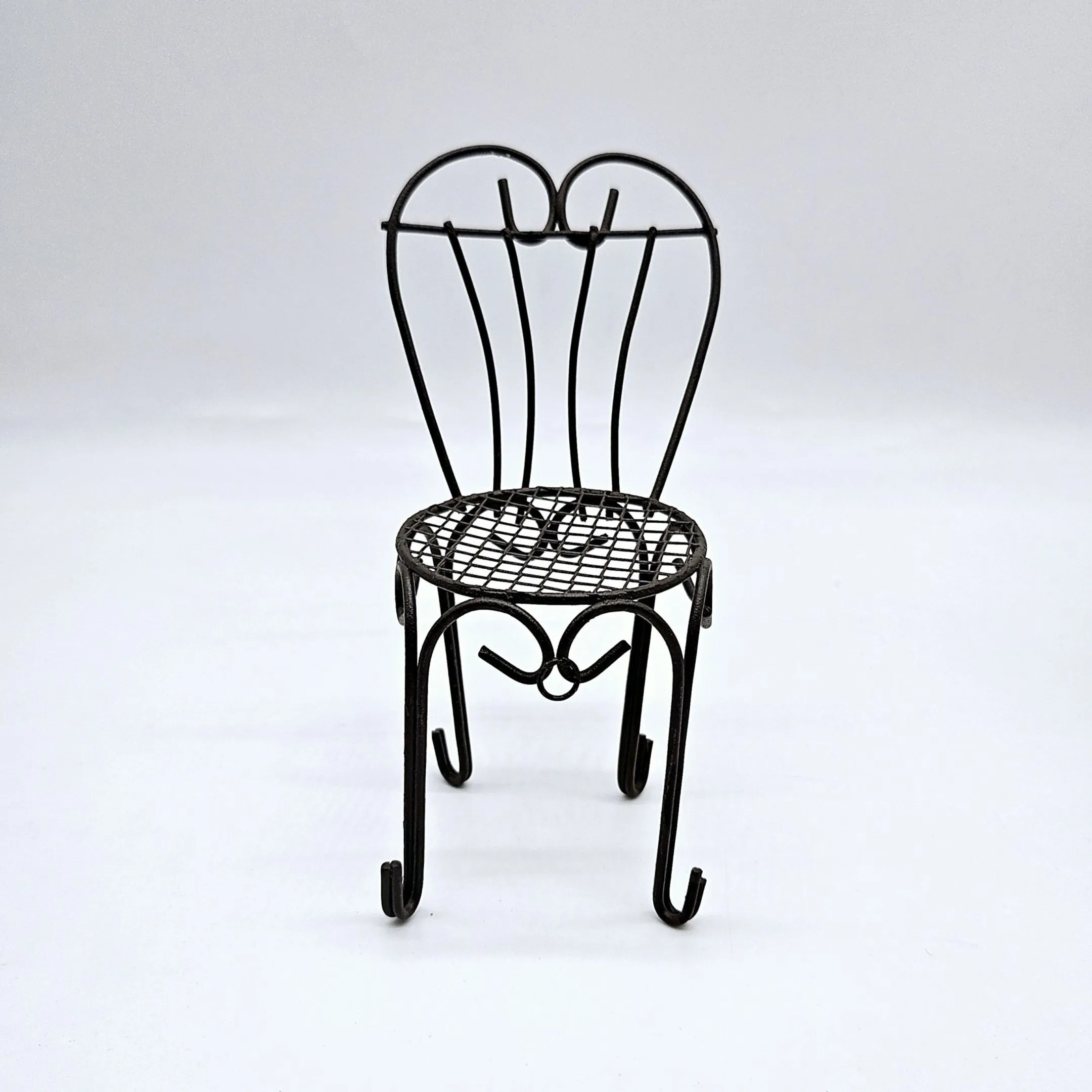 Стул металлический 14*6*6см цв.коричневый для кукол | 1