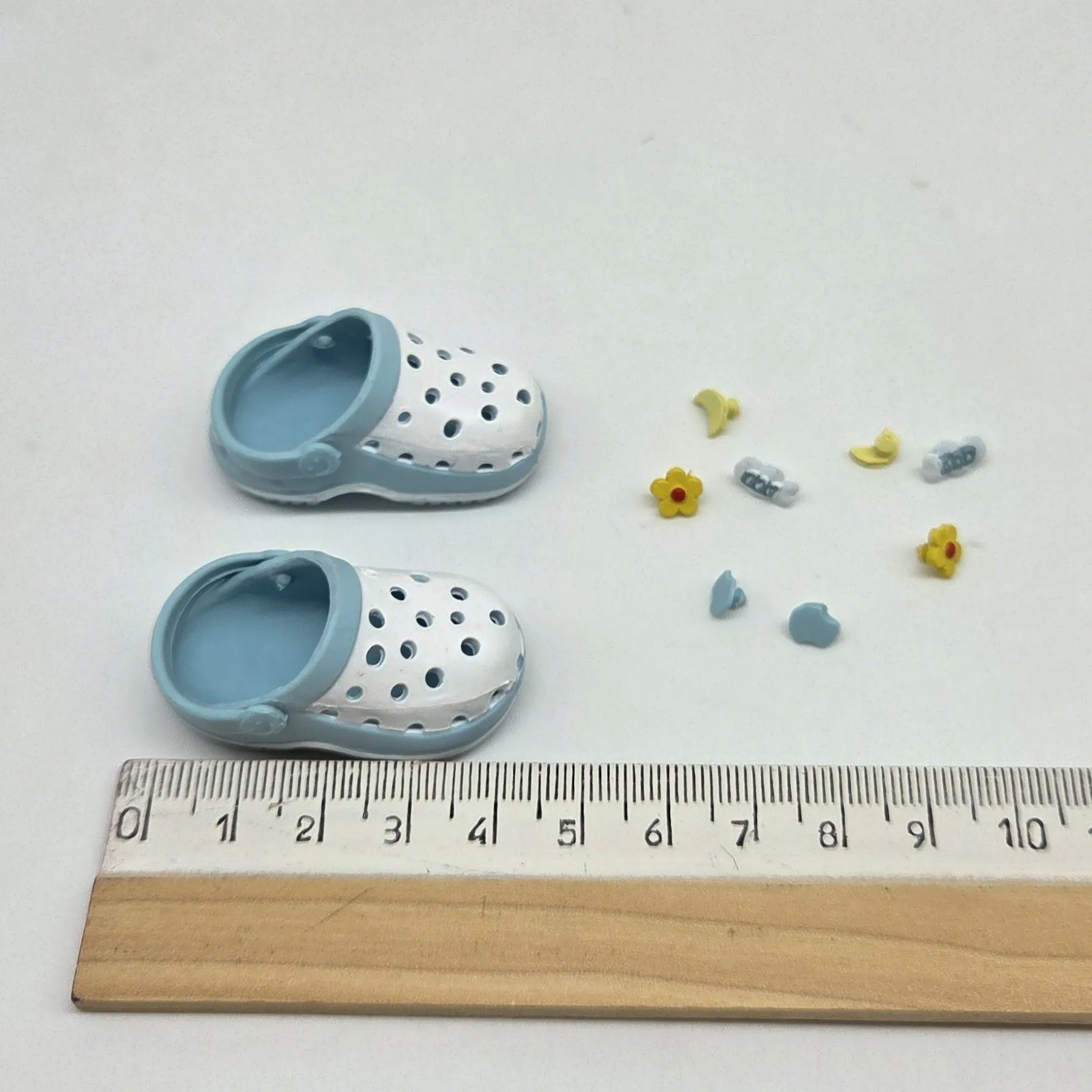 Кроксы 4,3см с джиббитсами (8шт.) цв.голубой (05) К-181 для кукол | 2