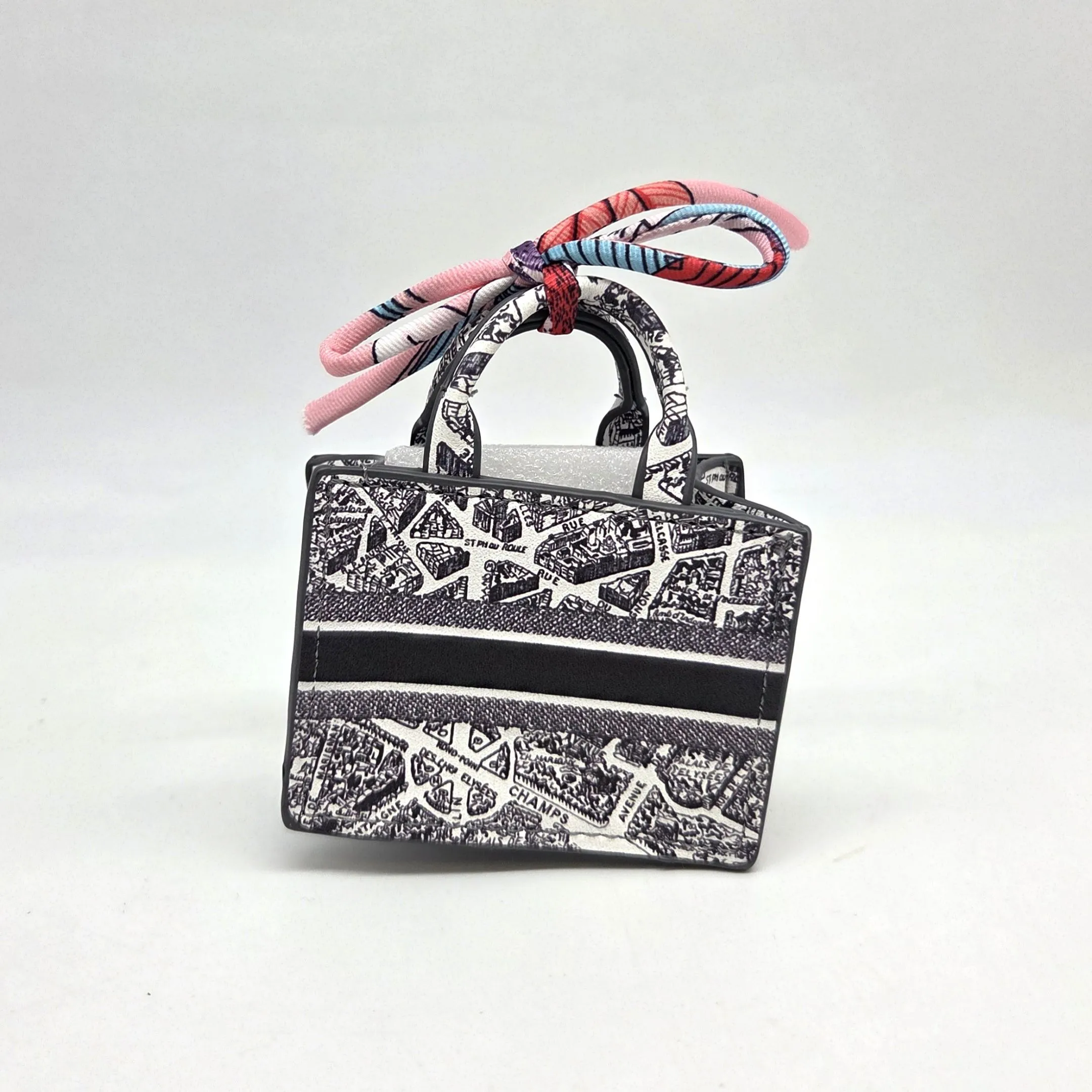 Сумка CD 7,7*6*4см цв.чёрный (05) С-155 для кукол | 3