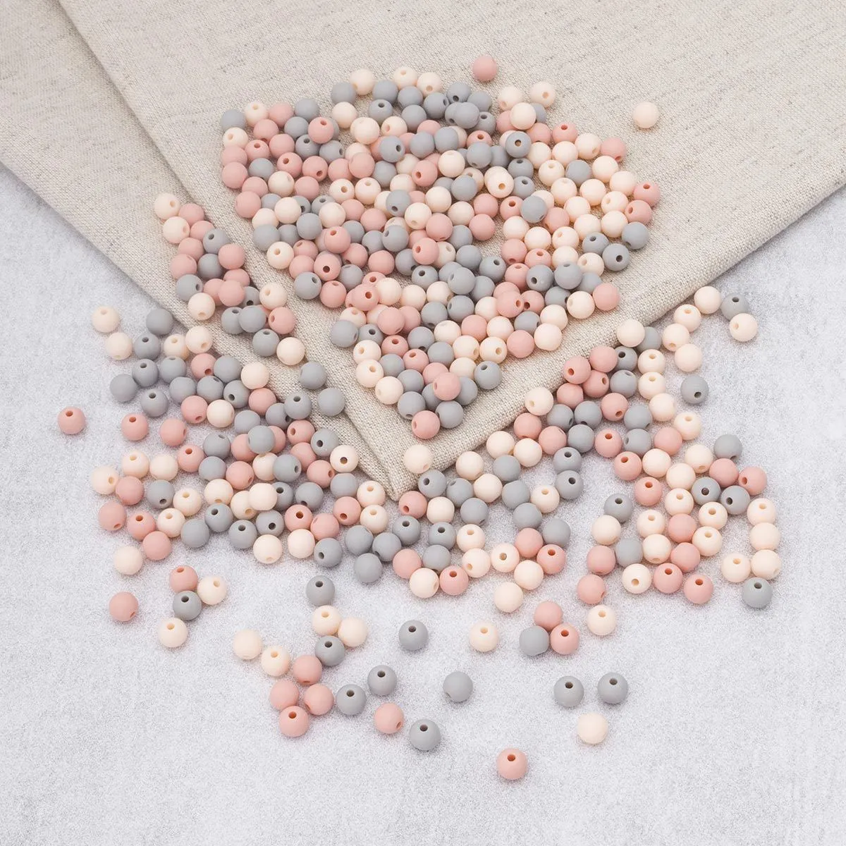 Бусины пластиковые матовые, круглые d-6мм, 50гр. цв.00002 бежево-серый 7748416 для кукол | 4