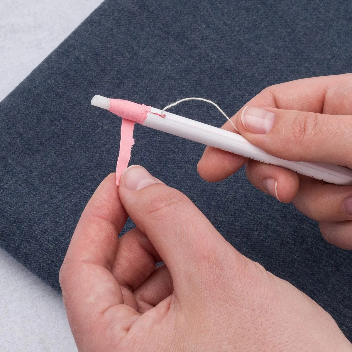 Маркировочный карандаш исчезающий Hobby&Pro цв.розовый 620207 для кукол | 5