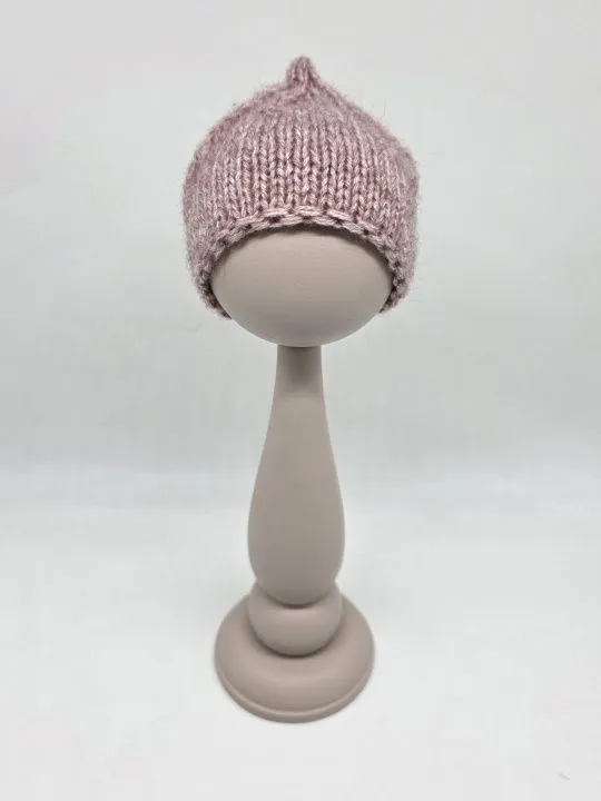 Шапочка-редиска ША-55 цв.брусника с люрексом (07), обхват 27см для кукол