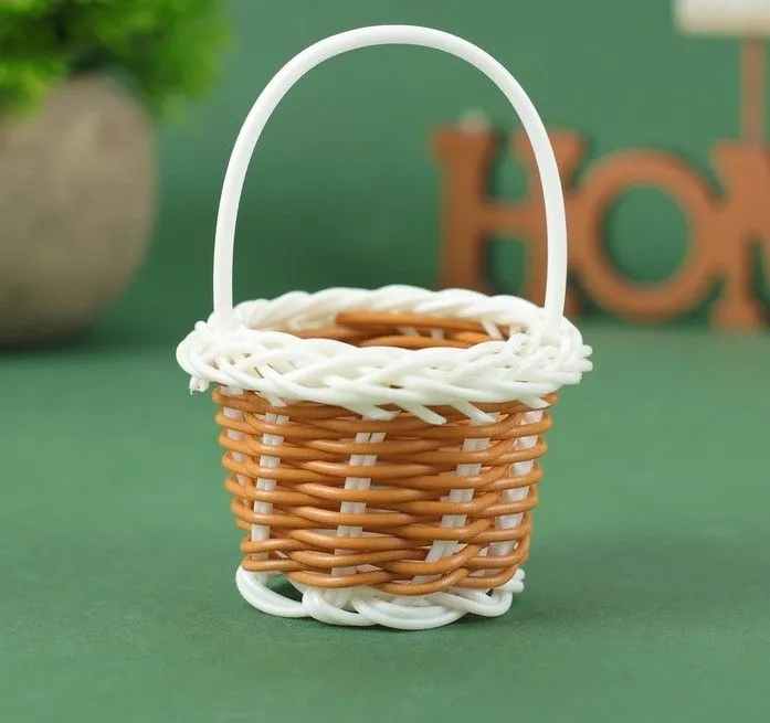 Корзиночка для кукол 5×5×8 см цвет коричневый для кукол