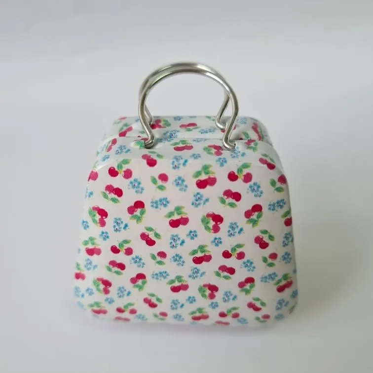 Металлическая сумочка С-84 вишенки для кукол | 1