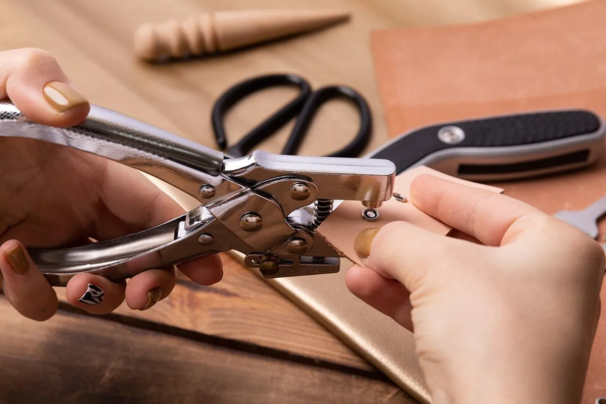 Блочки Micron EFN-04 внутр.d-4мм внешн.d-8мм цв.никель 10 штук для кукол | 2