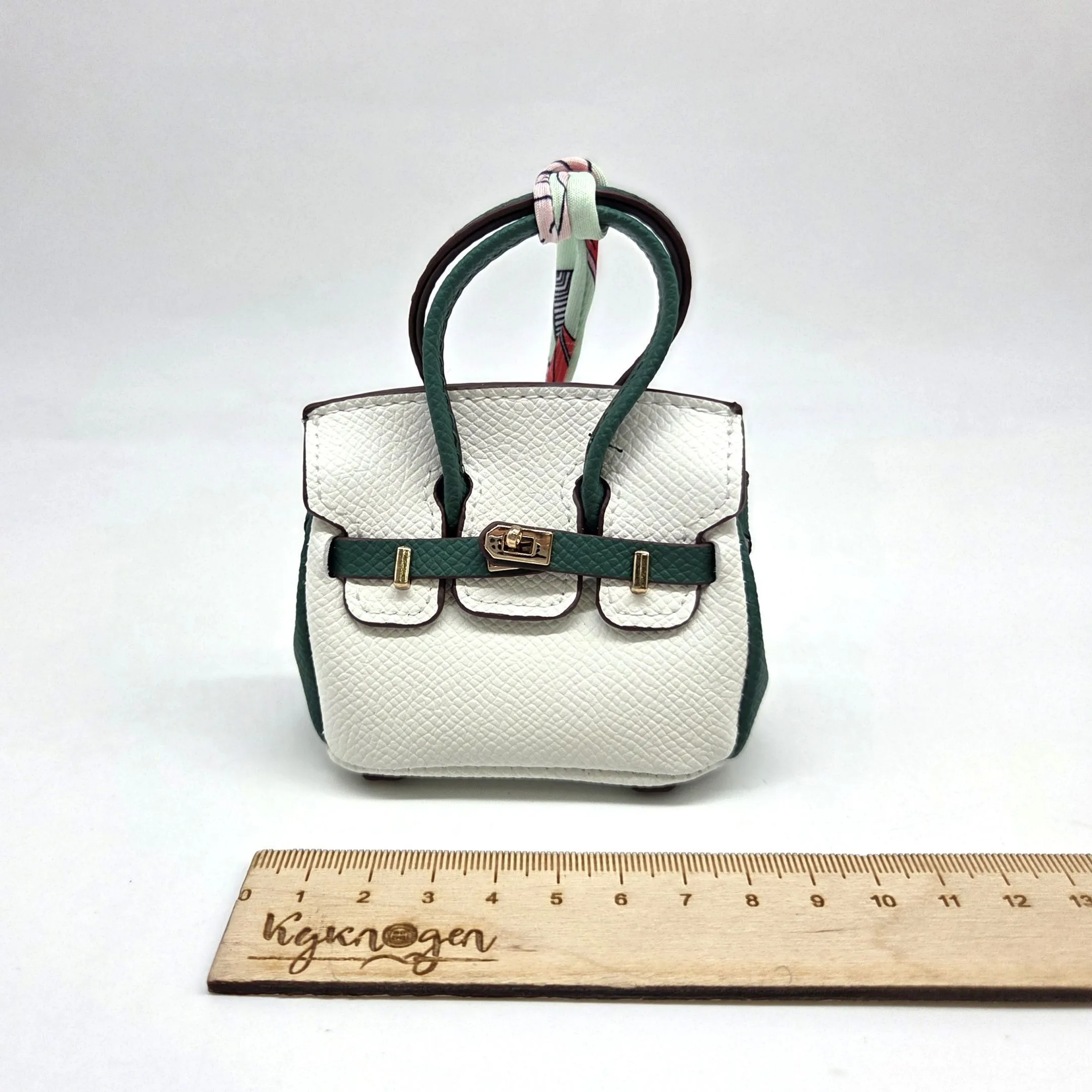 Сумка 7*7,5*3см цв.белый/зелёный (22) С-156 для кукол | 1