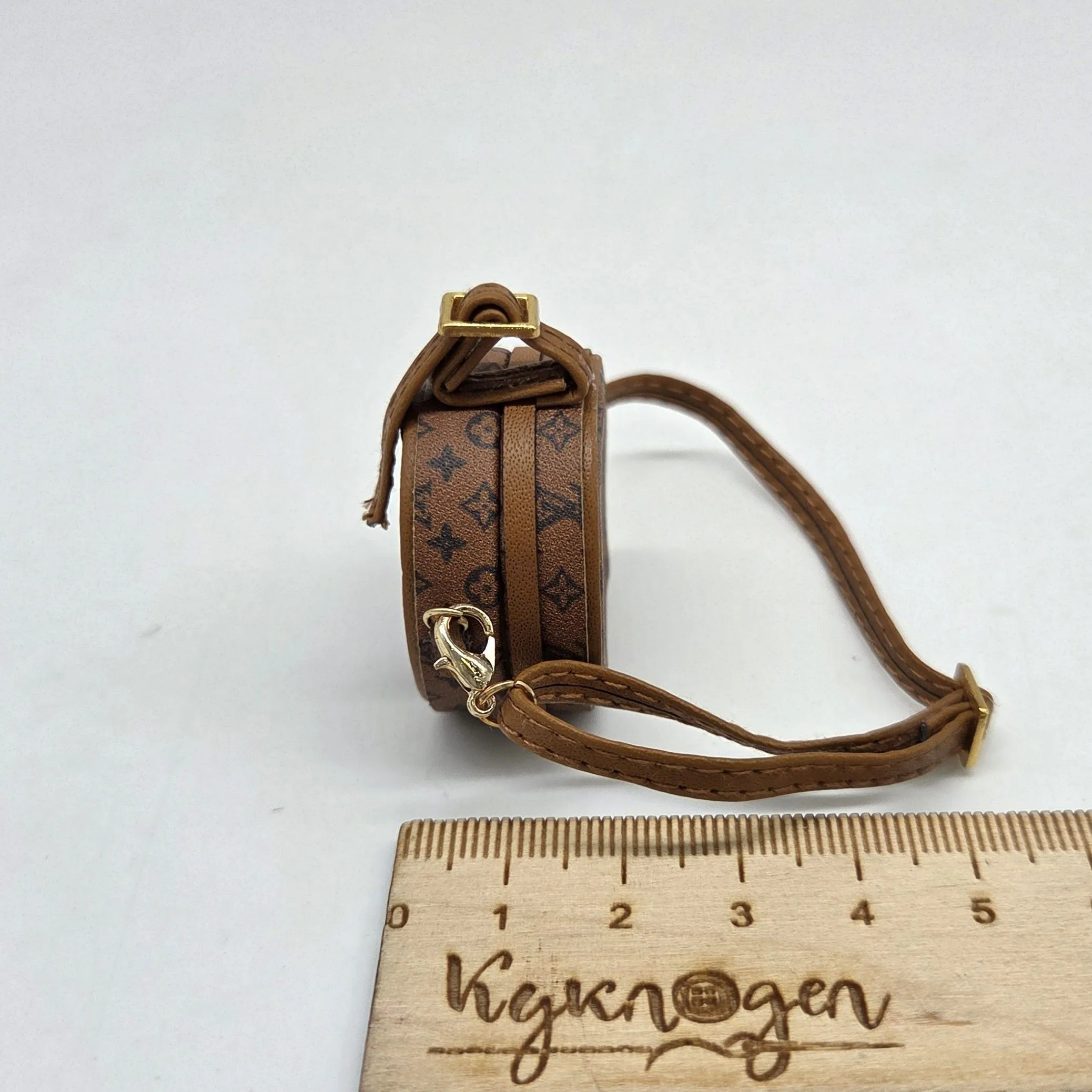 Сумка круглая LV д-3,5см цв.рыжий (02) С-149 для кукол | 3