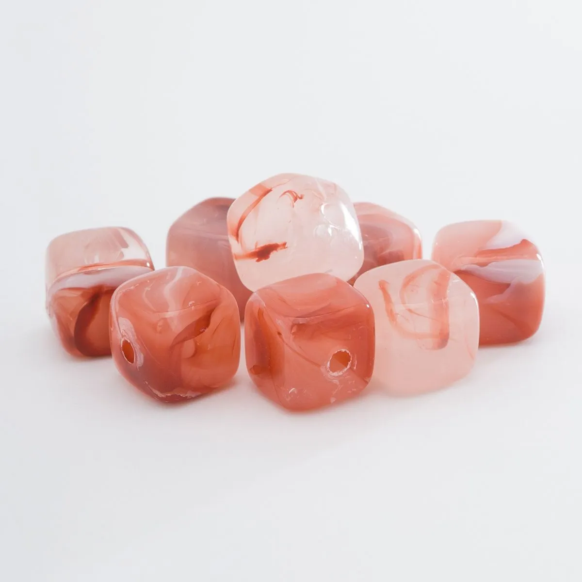Бусины пластиковые прозрачные, куб 6,5*6,6мм, 50гр. цв.00005 розовый кварц 7748713 для кукол | 2