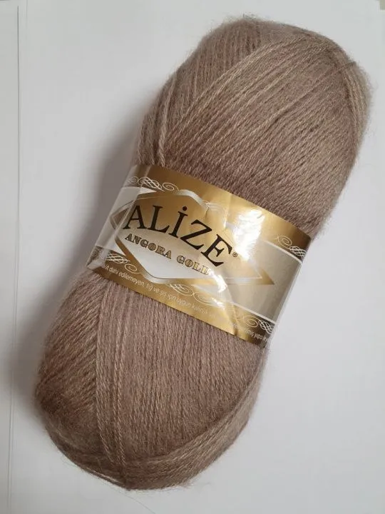 Пряжа Alize Angora Gold 80% акрил 20% шерсть 100г 550м цв.542 какао для кукол