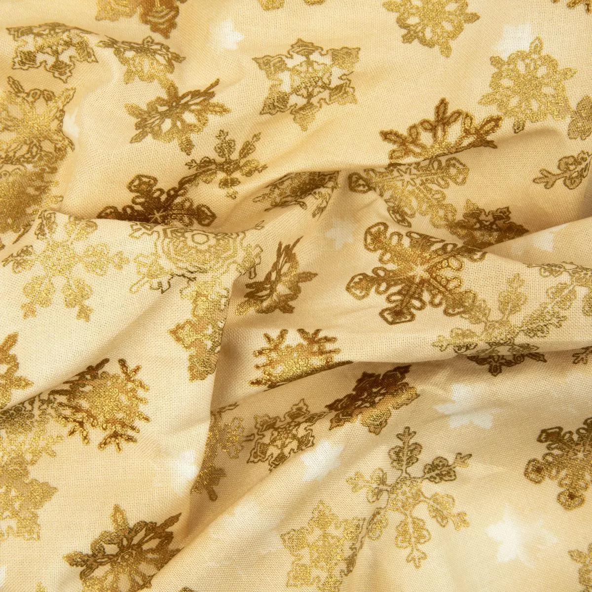 Ткань хлопковая PEPPY WINTER`S GRANDEUR 50*55см цв.SRKM-13688-154 CHAMPAGNE для кукол | 2