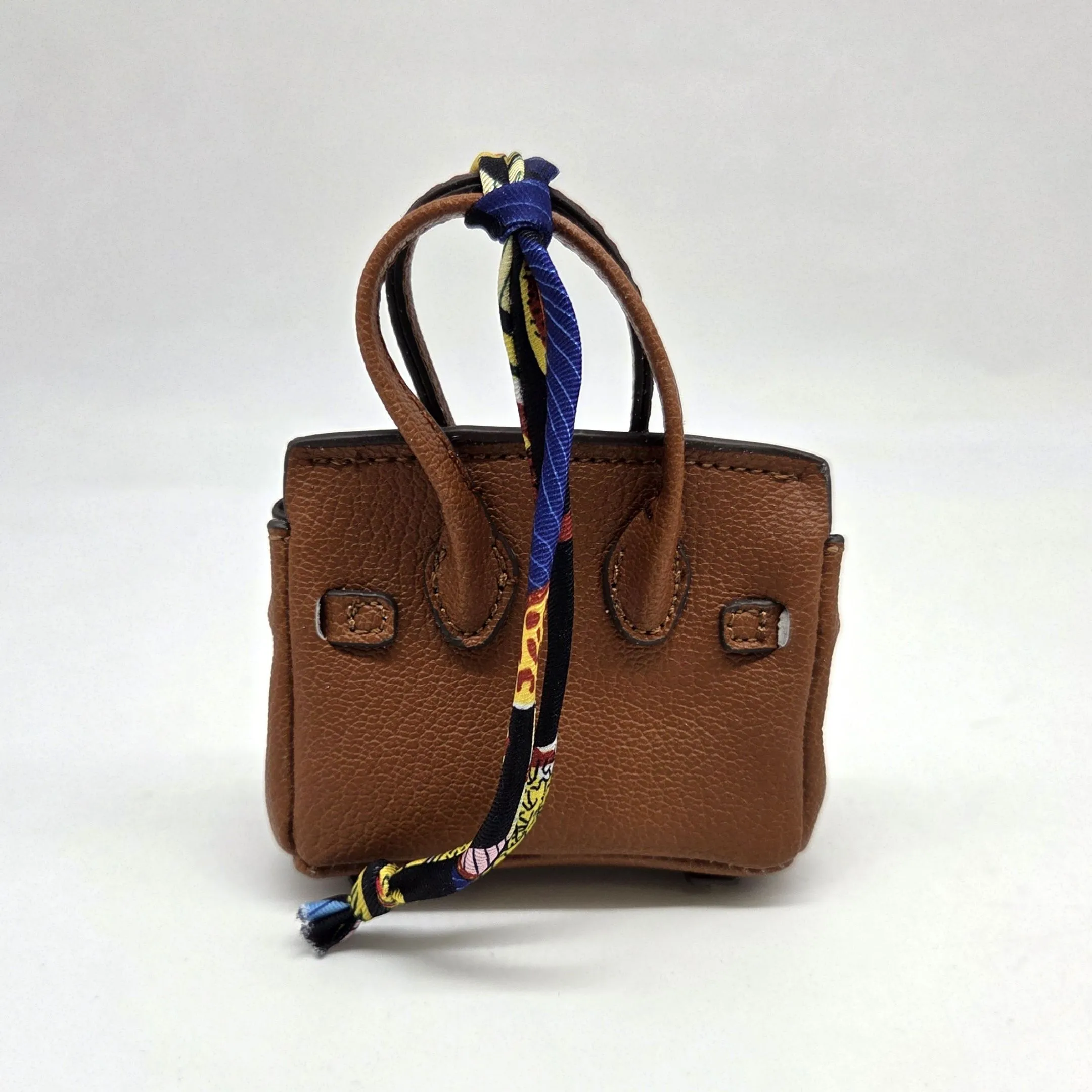 Сумка 7*7,5*3см цв.коричневый (04) С-156 для кукол | 4