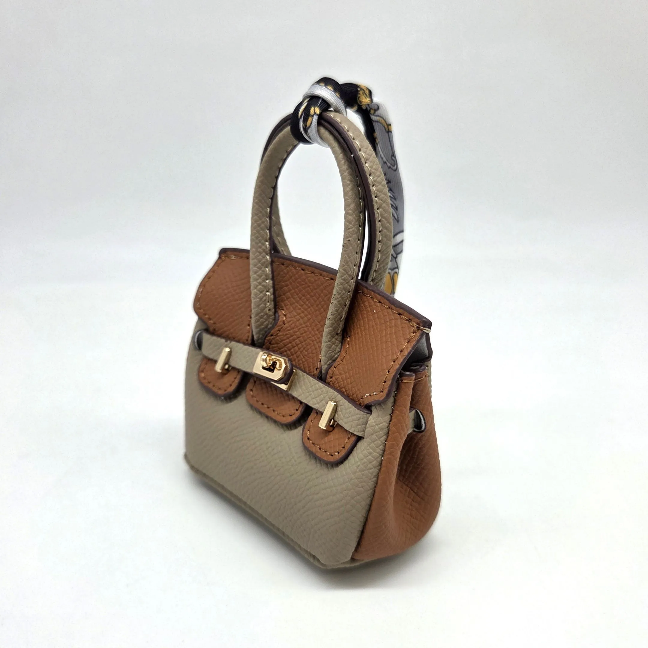 Сумка 7*7,5*3см цв.бежевый/рыжий (15) С-156 для кукол | 2