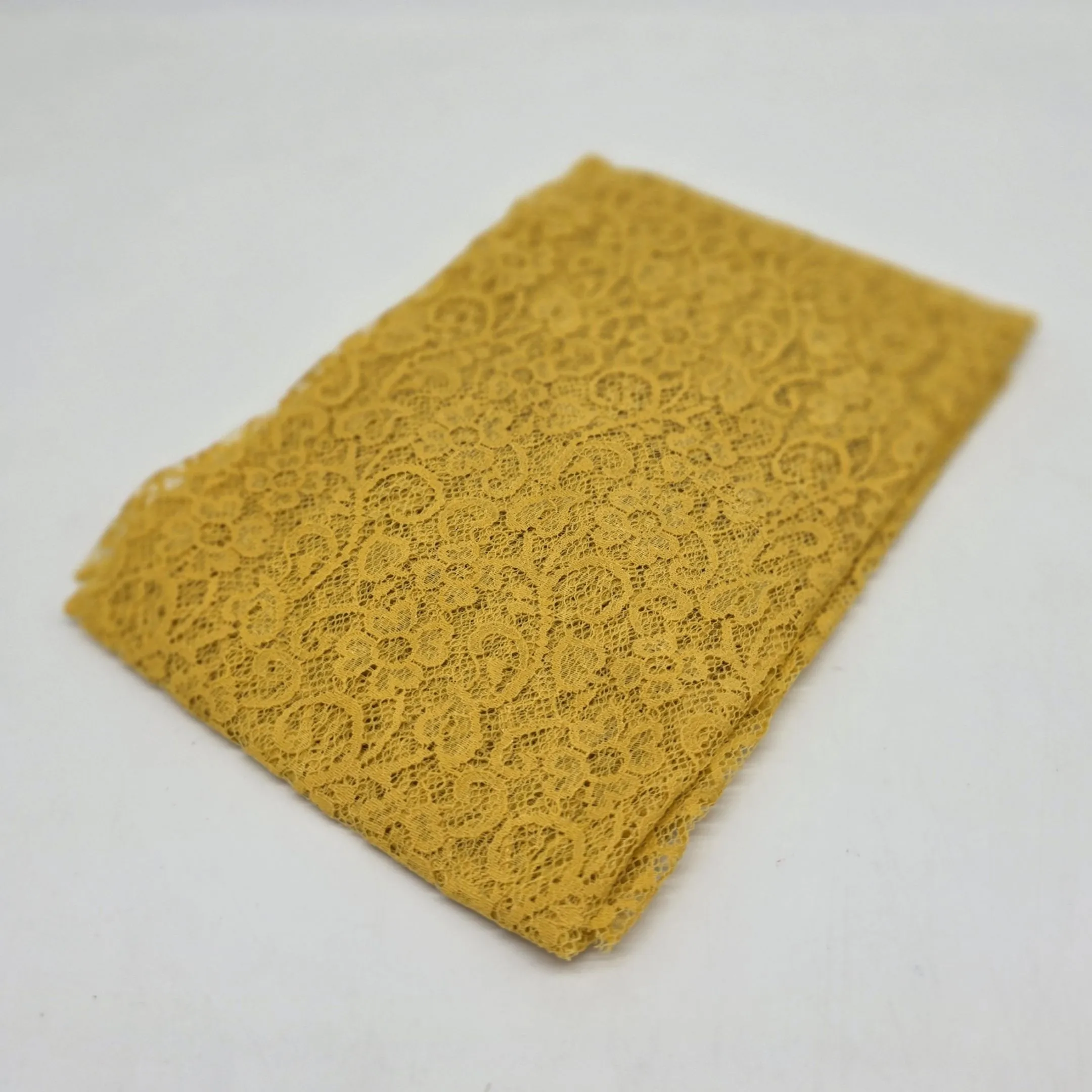 Гипюр цв.жёлтый 47*54см 27642 для кукол | 2